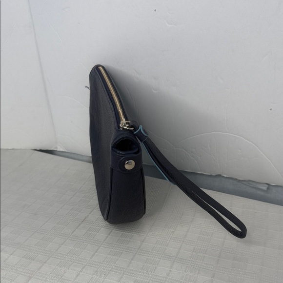 Draper James Leather Navy Blue Half Moon Wristlet Wallet - Picture 3 of 9